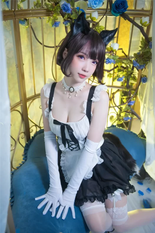 妖少you1 蓝花围住笼景